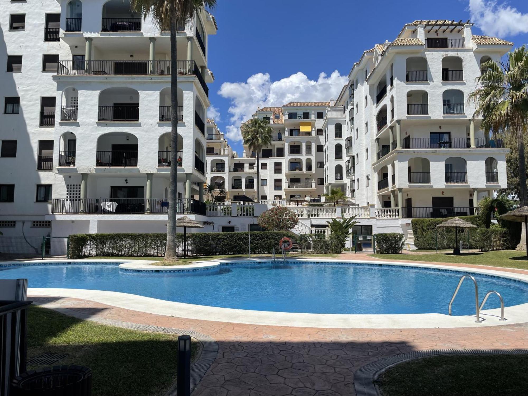 Apartamento En Marina Duquesa Castillo de Sabinillas Exterior foto